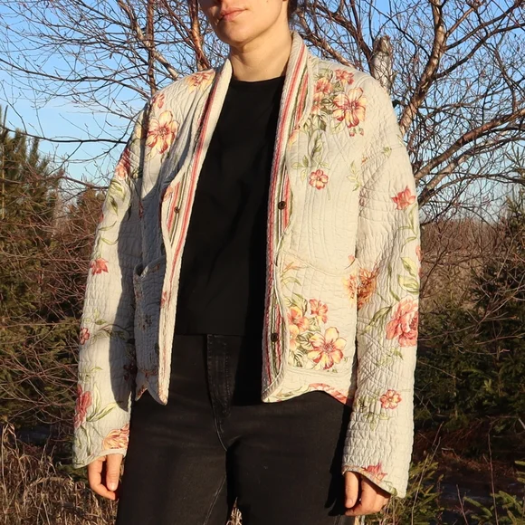Upcycled Floral Quilt Jacket M • L • XL - Picture 6 of 9